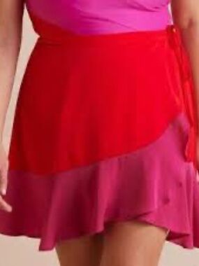 Summersalt The short Beach to Brunch Wrap Skirt